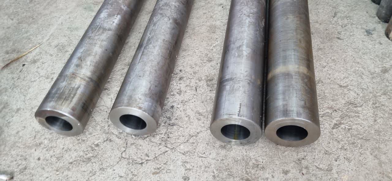 deep hole driling wiht molaiisanat company 21